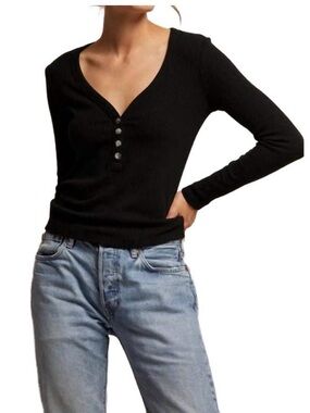 Perfectwhitetee Evangeline Henley long sleeve ribbed top black size small